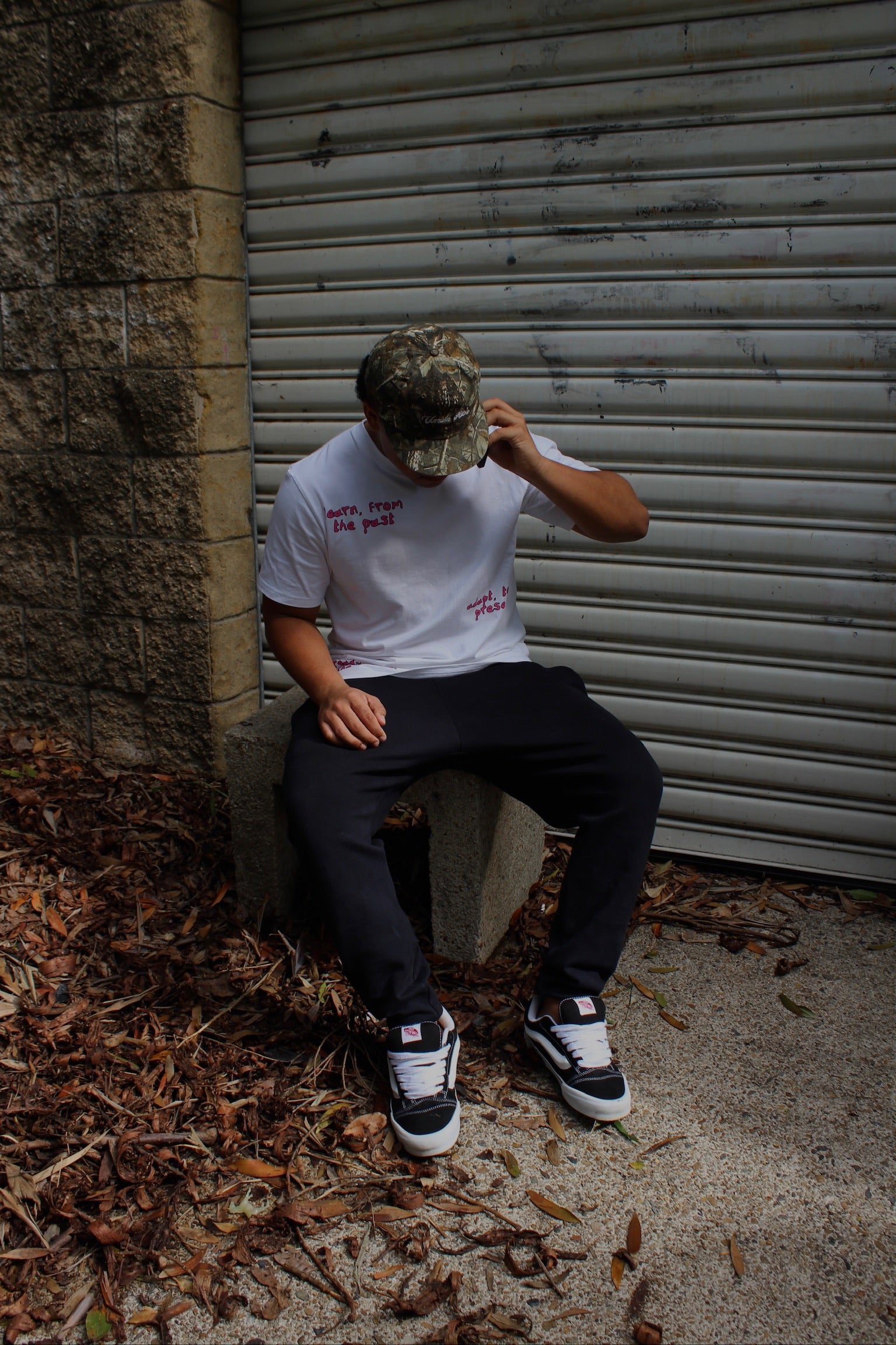 4 THE DREAMCHASERS TEE - WHITE