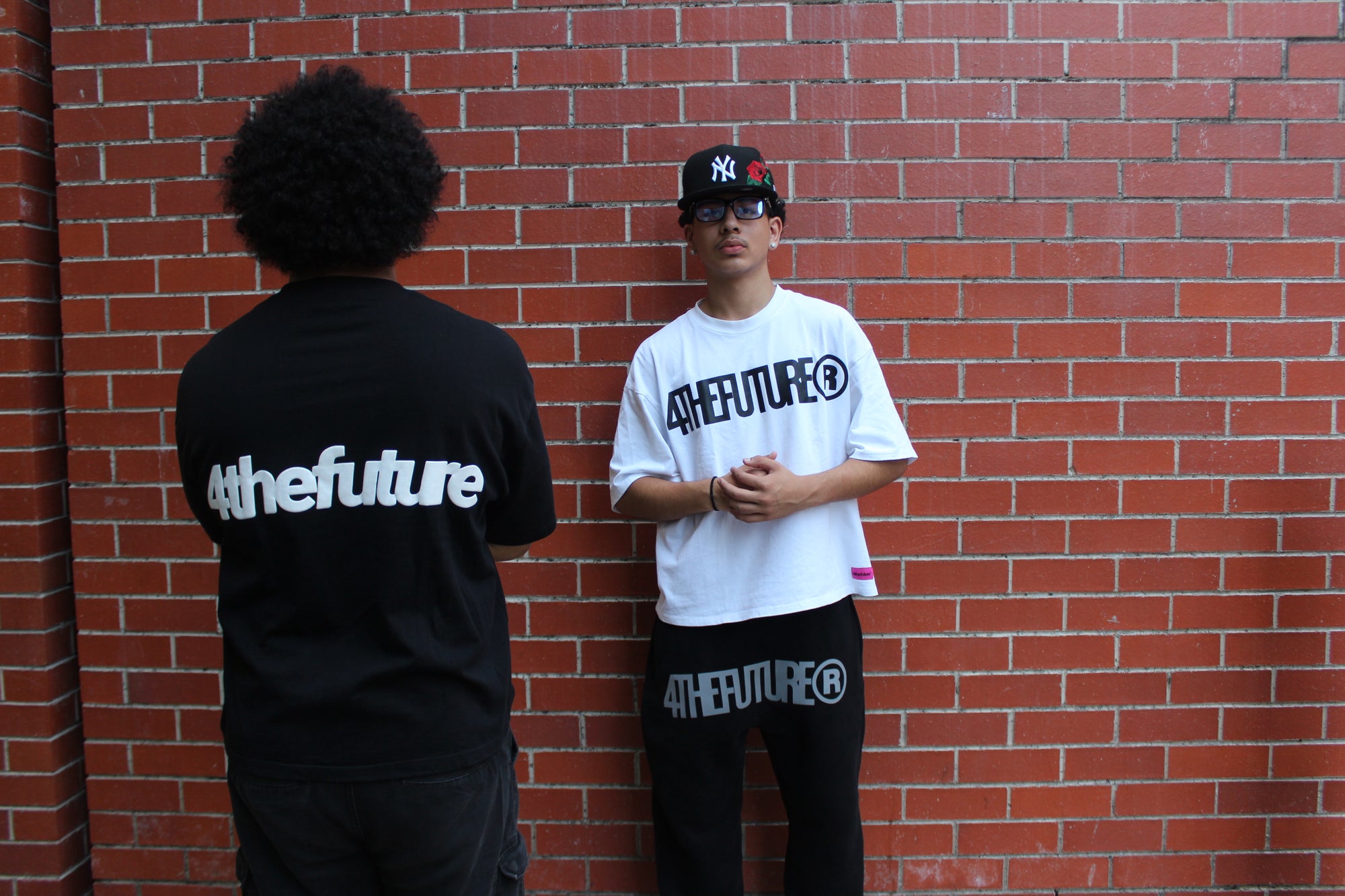 LABEL CROPPED TEE - WHITE