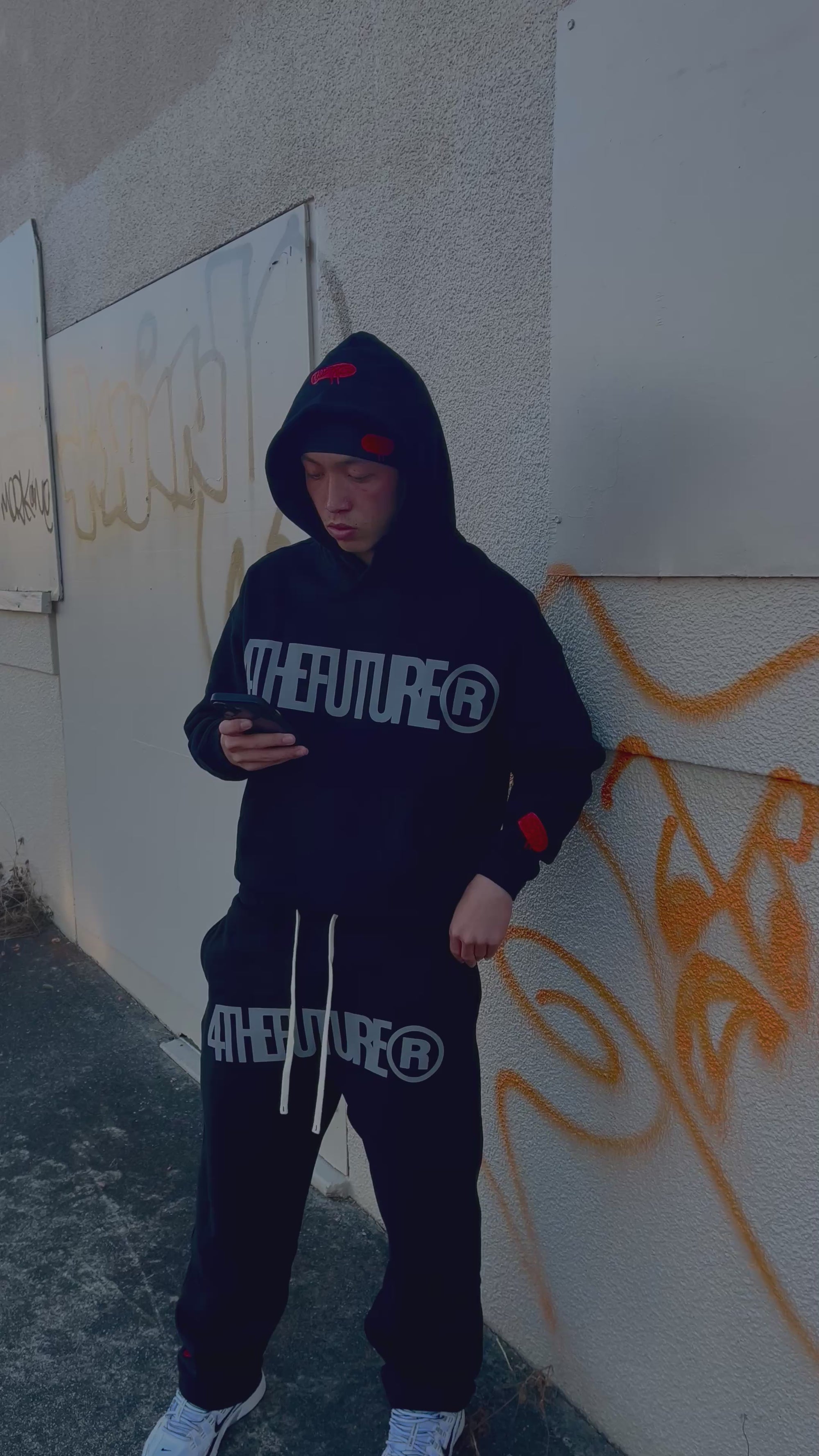 4THEFUTURE OVERSIZED HOODIE - BLACK